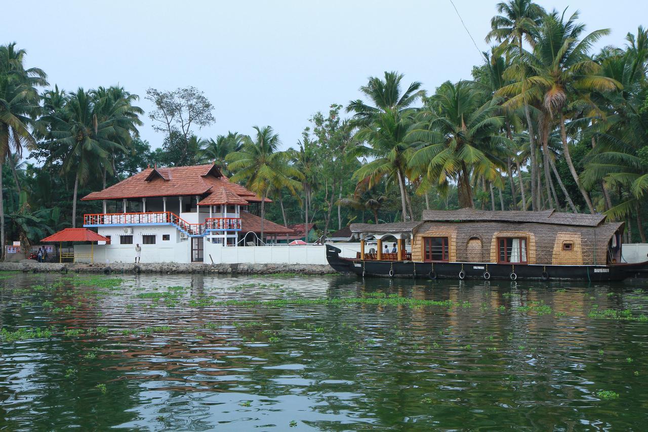 Chaandhni Lake View Hotell Alappuzha Eksteriør bilde