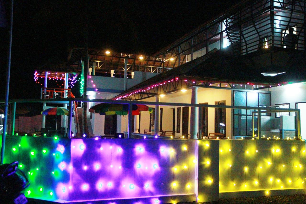 Chaandhni Lake View Hotell Alappuzha Eksteriør bilde